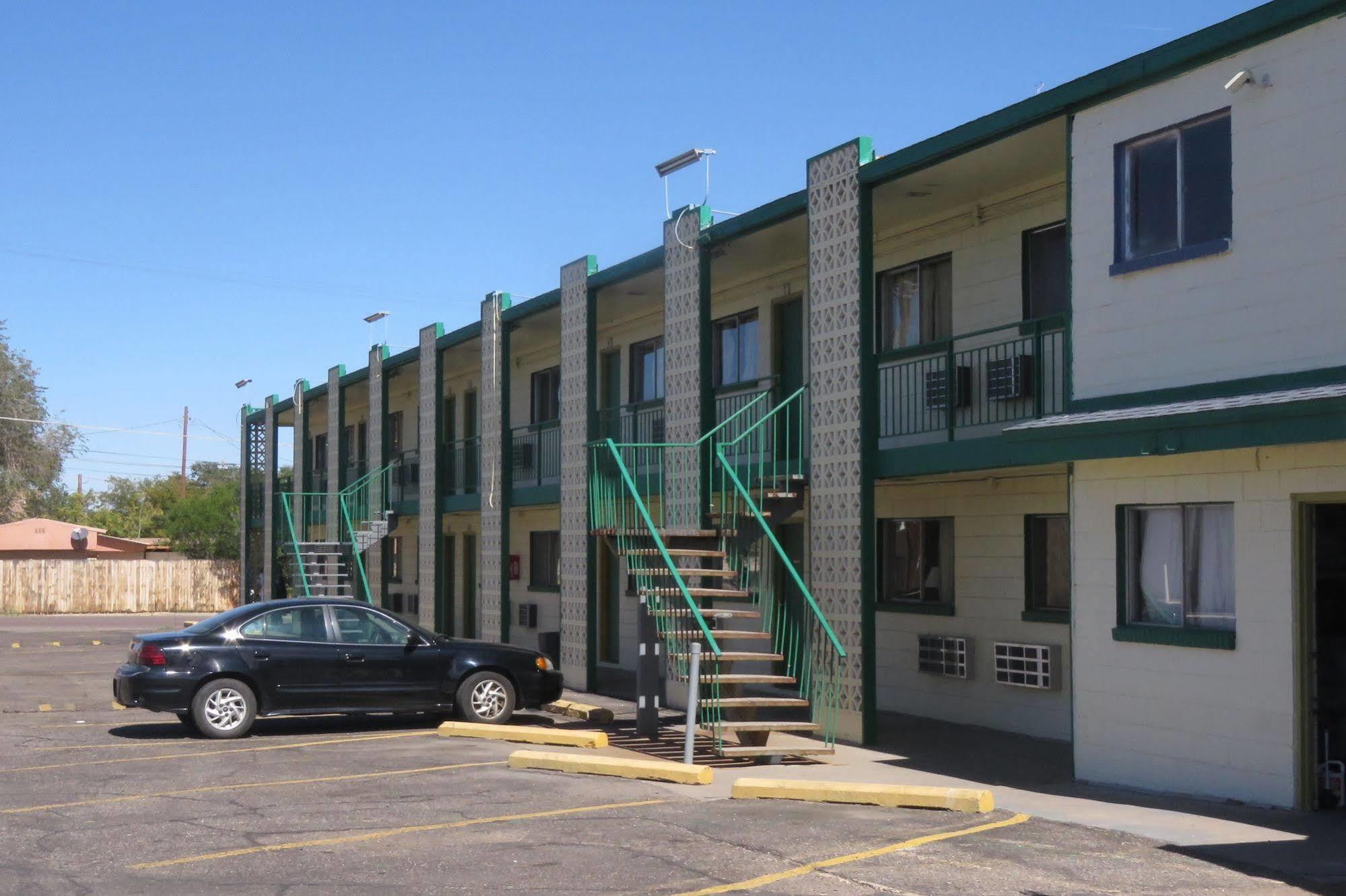 Economy Inn Socorro Exterior photo